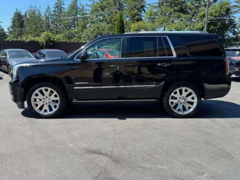 More photos of 2015 GMC Yukon Denali at 9999 Auto Center, WA