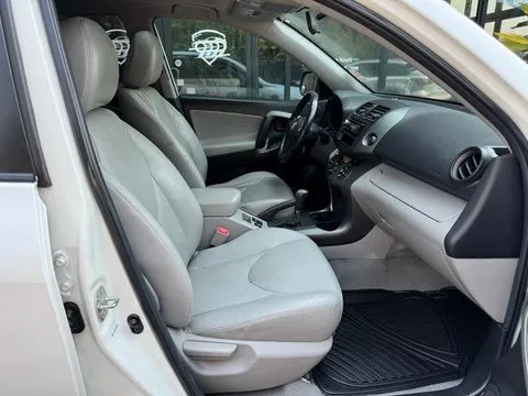 Toyota RAV4 photo 22