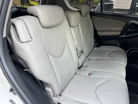 Toyota RAV4 photo 21