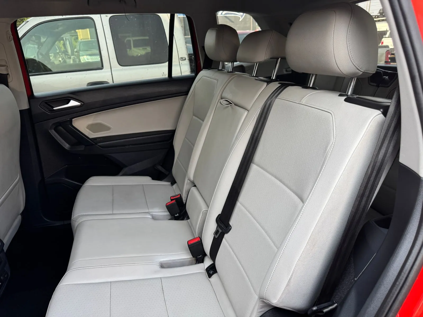 Volkswagen Tiguan photo 16