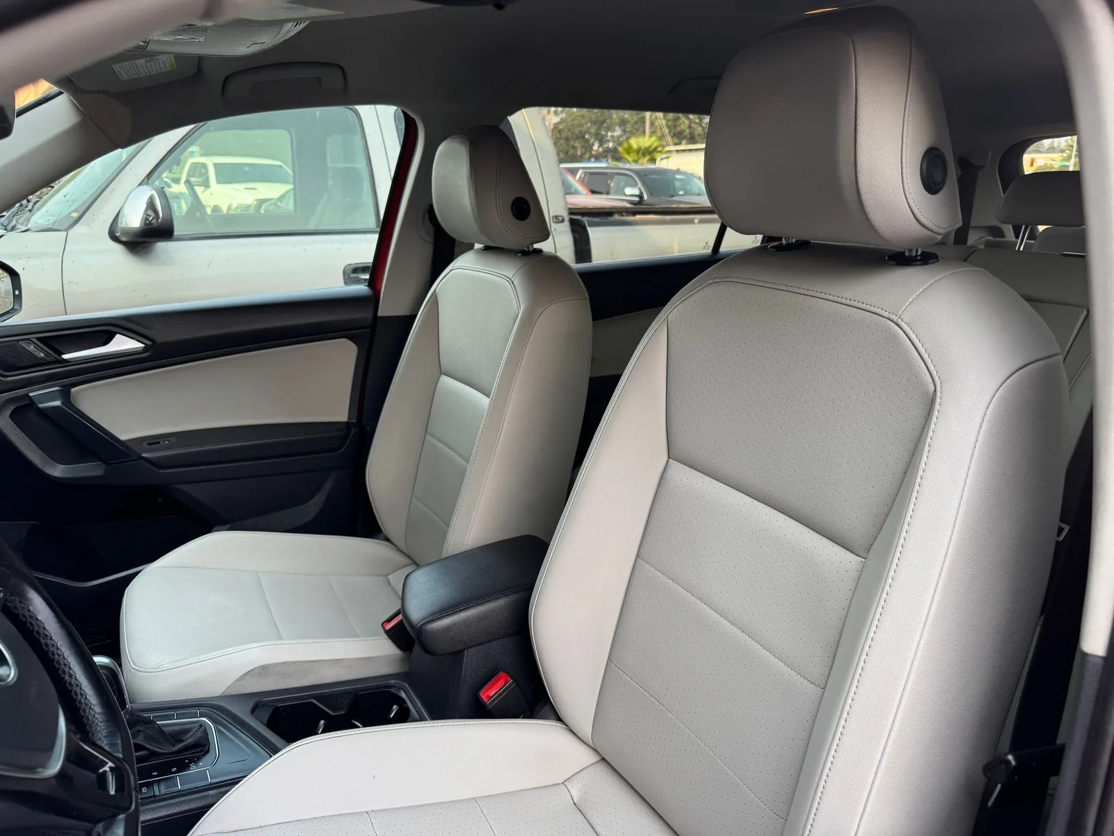 Volkswagen Tiguan photo 11