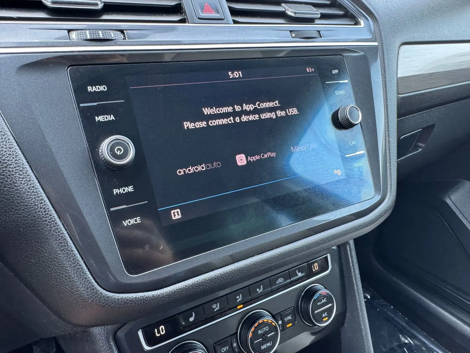 Volkswagen Tiguan photo 28
