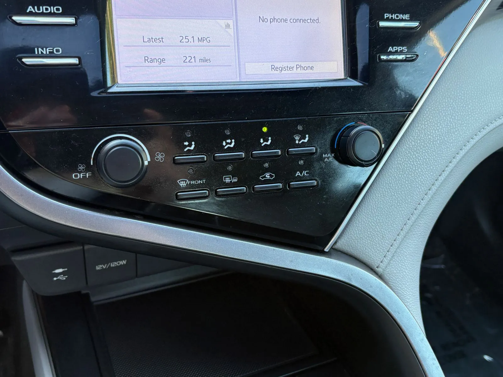 Toyota Camry photo 27