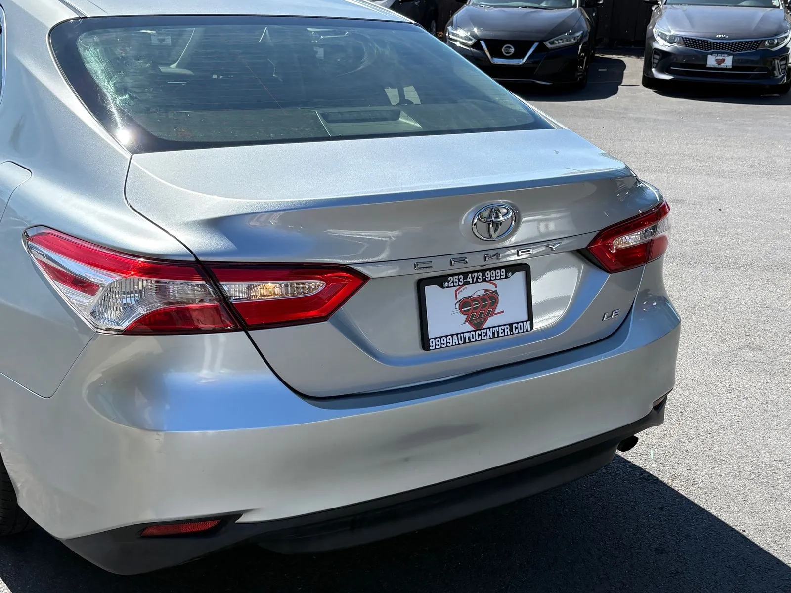 Toyota Camry photo 6