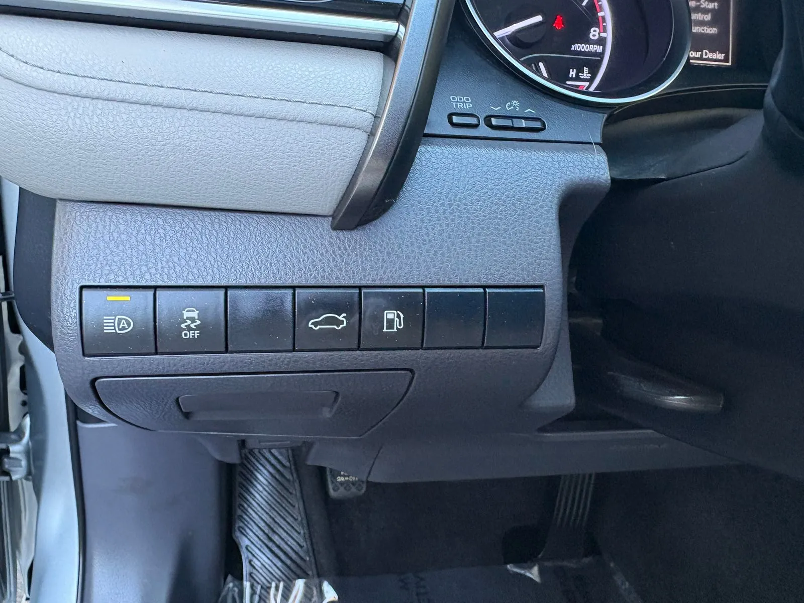 Toyota Camry photo 33