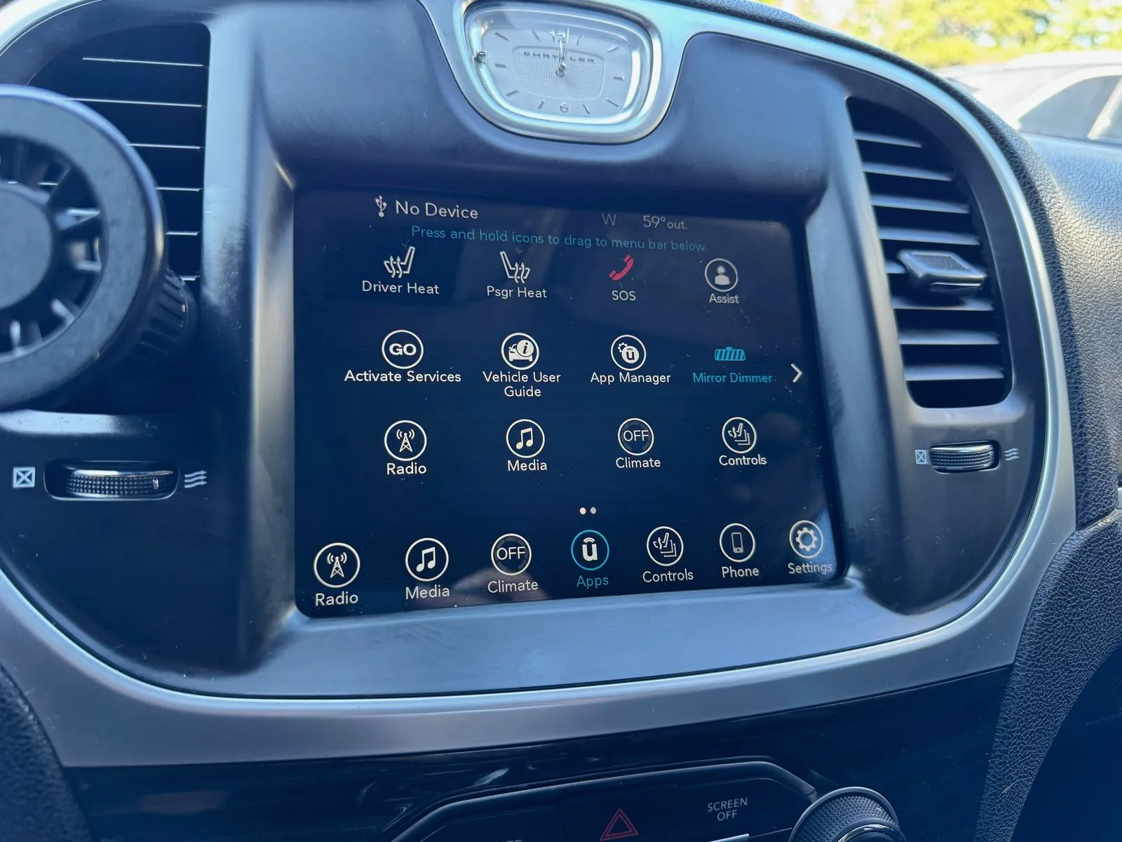 Chrysler 300 photo 23
