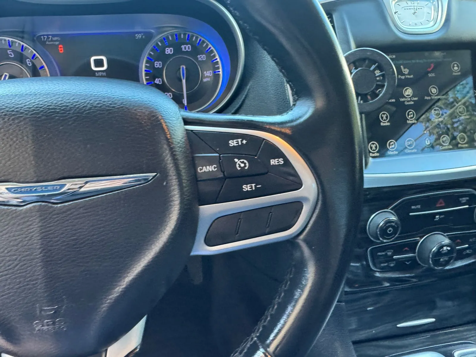 Chrysler 300 photo 28