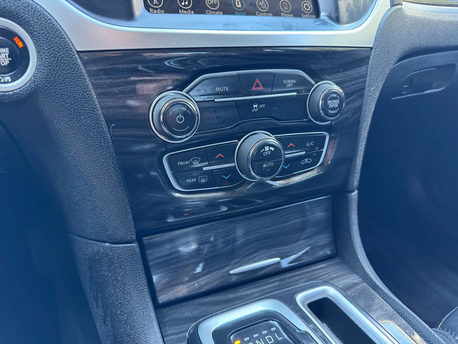Chrysler 300 photo 25