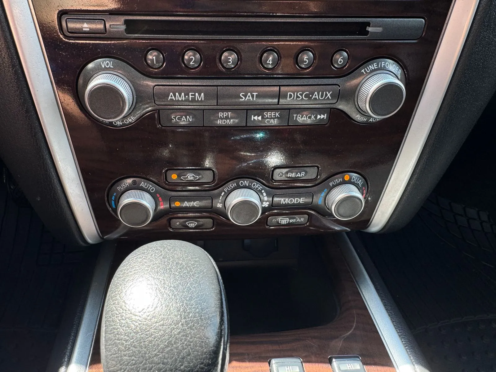 Nissan Pathfinder photo 29
