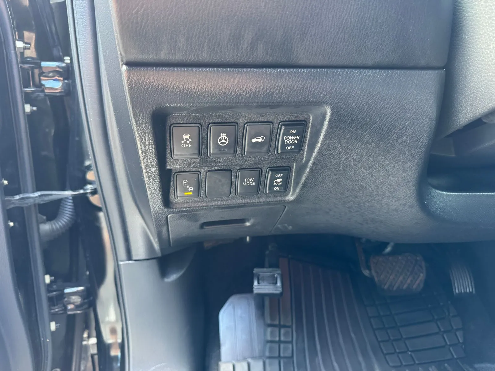 Nissan Pathfinder photo 12
