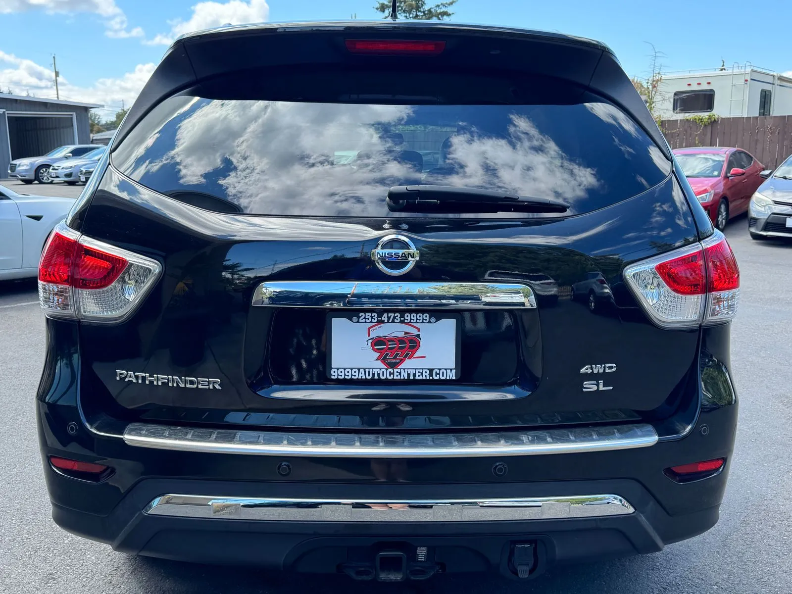 Nissan Pathfinder photo 6