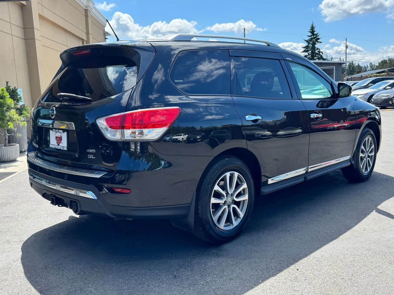 Nissan Pathfinder photo 7