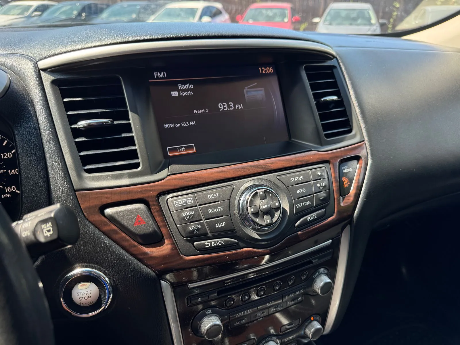 Nissan Pathfinder photo 27