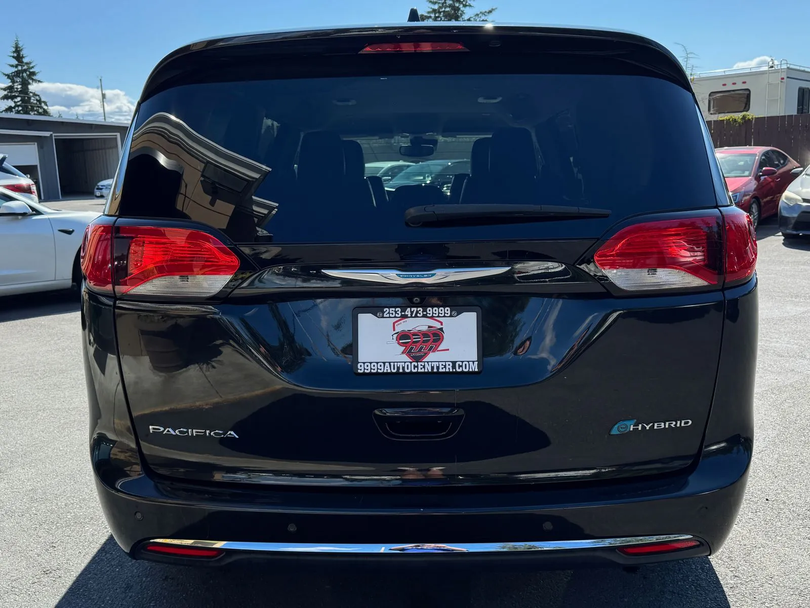 Chrysler Pacifica photo 6