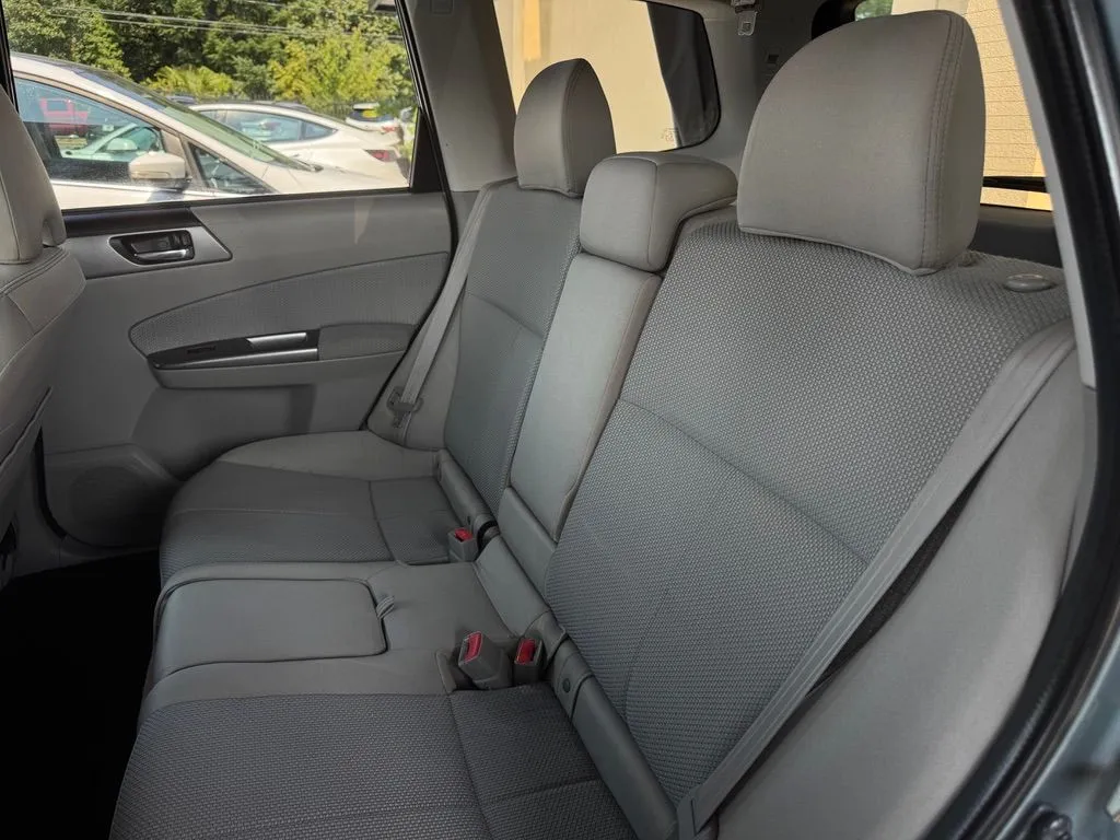 Subaru Forester photo 16