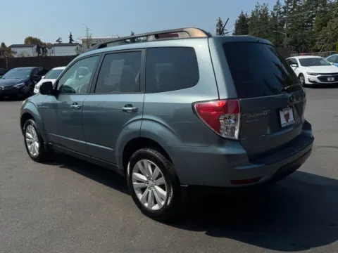 More photos of 2013 Subaru Forester 2.5X at 9999 Auto Center, WA