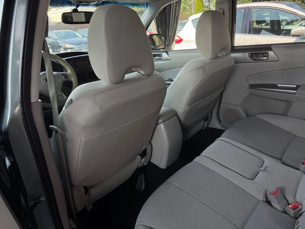 Subaru Forester photo 15