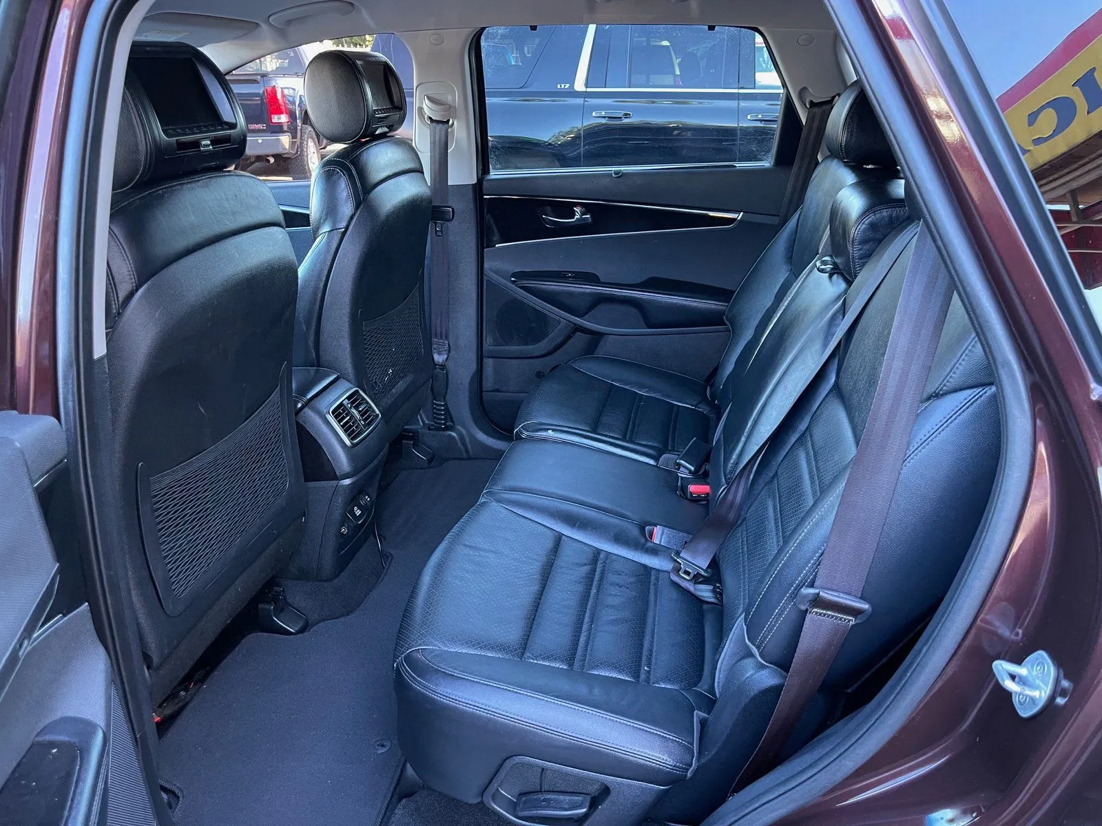 Kia Sorento photo 12