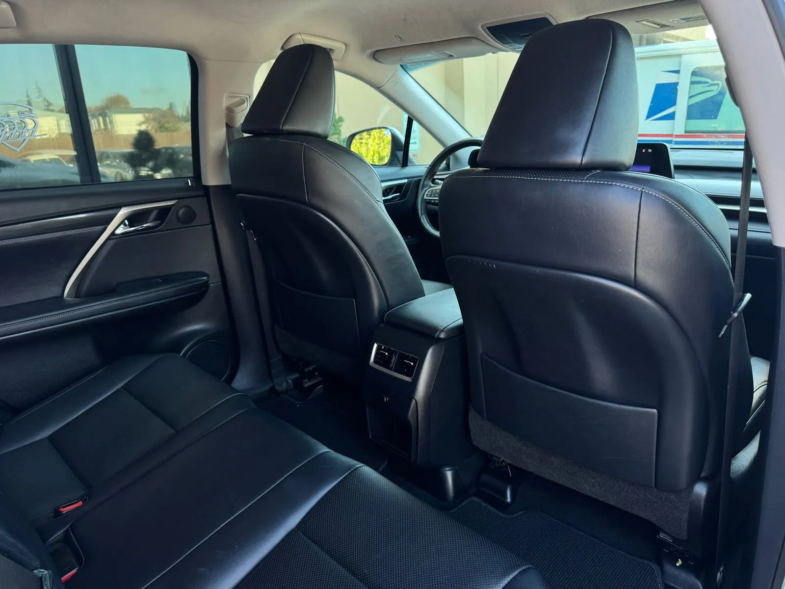 Lexus RX photo 19