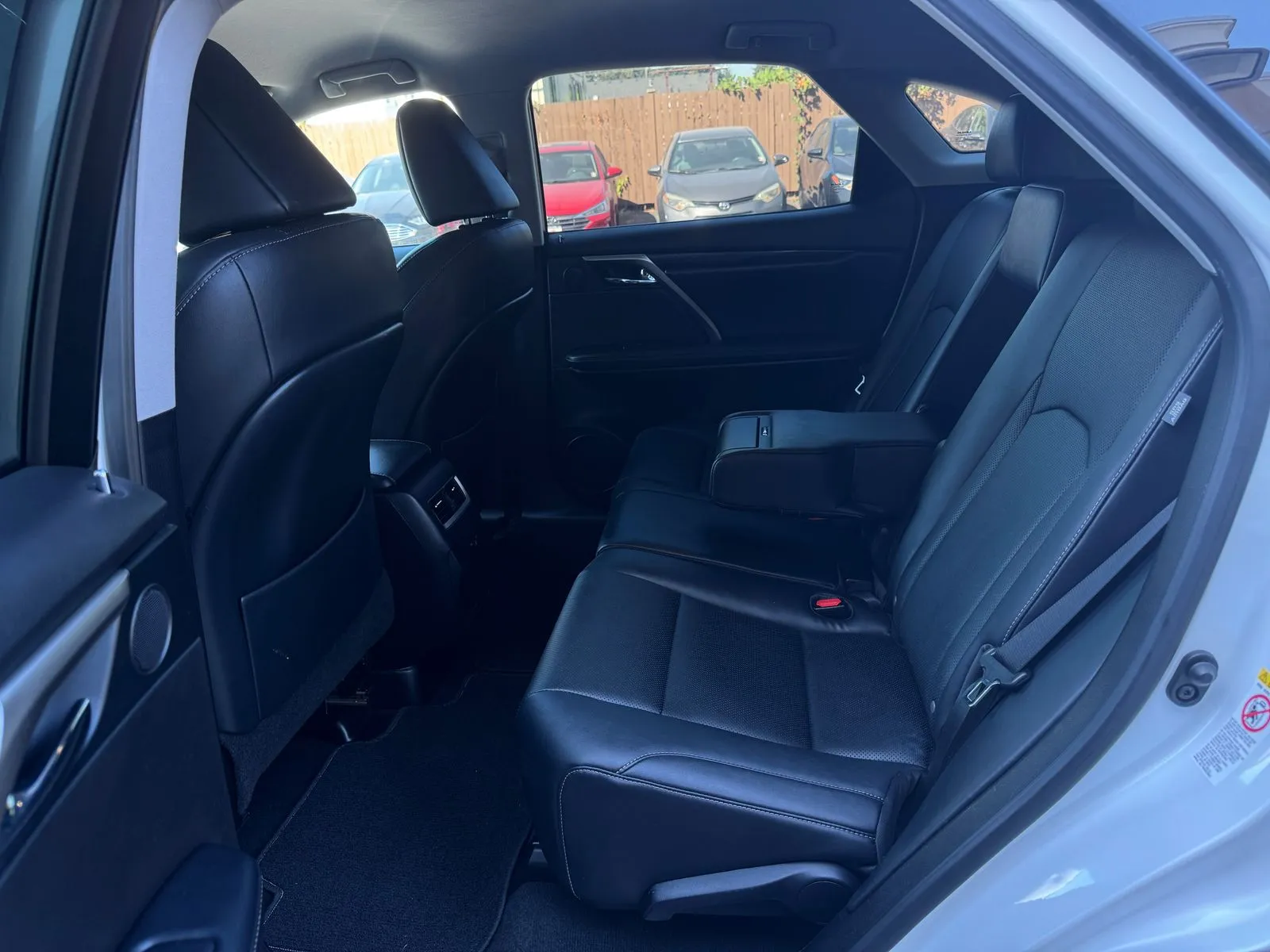 Lexus RX photo 14