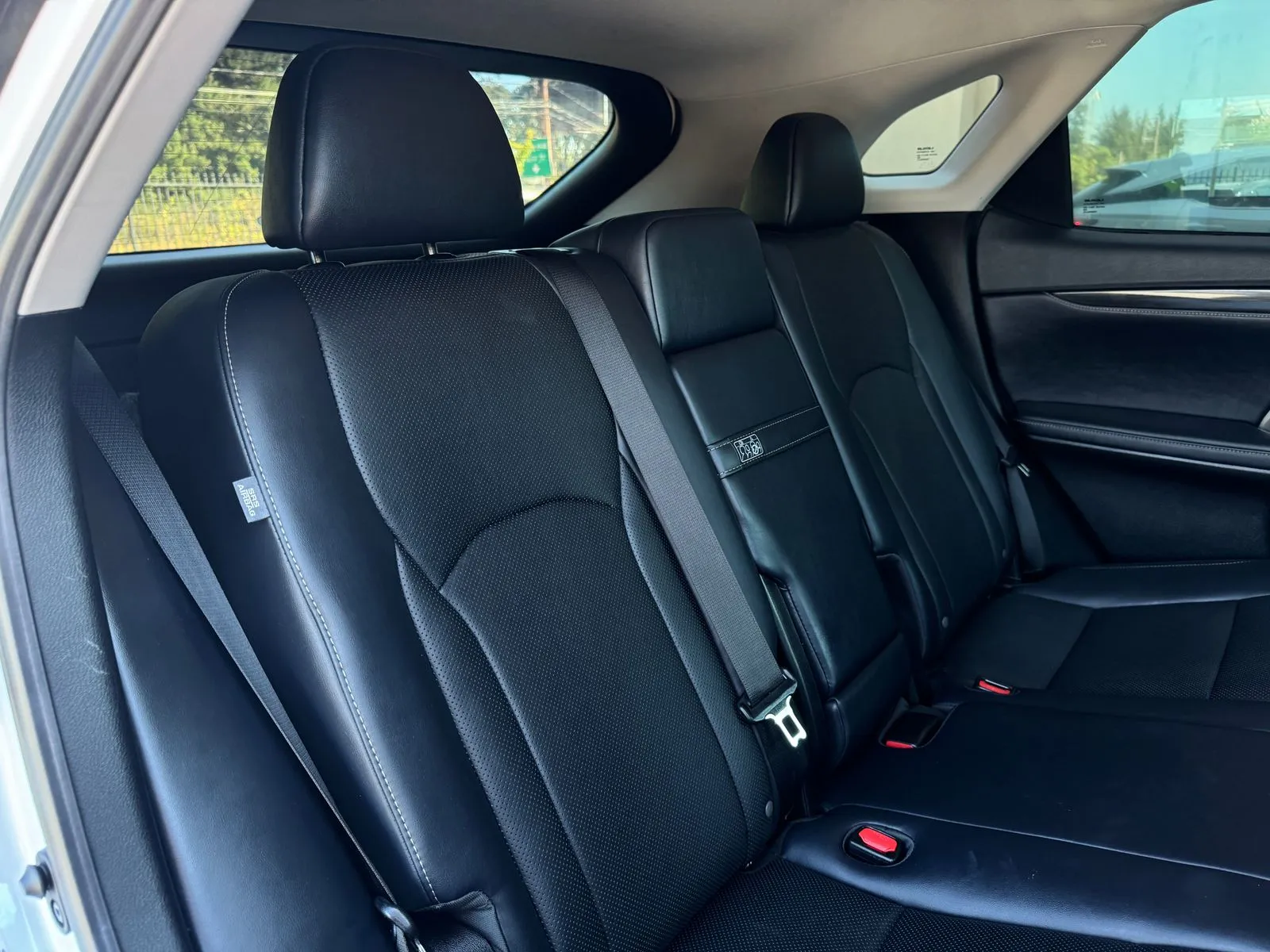 Lexus RX photo 20