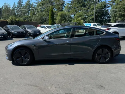 More photos of 2018 Tesla Model 3 at 9999 Auto Center, WA