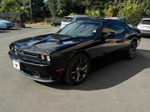 Another view of 2018 Dodge Challenger SXT for sale in Lakewood, WA at 9999 Auto Center