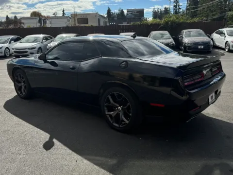 More photos of 2018 Dodge Challenger SXT at 9999 Auto Center, WA