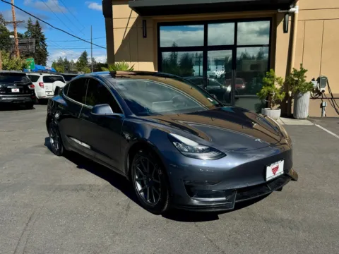 Silver 2019 Tesla Model 3 for sale in Lakewood, WA