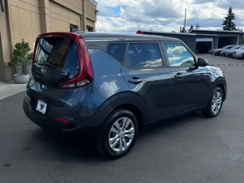 More photos of 2020 Kia Soul LX at 9999 Auto Center, WA