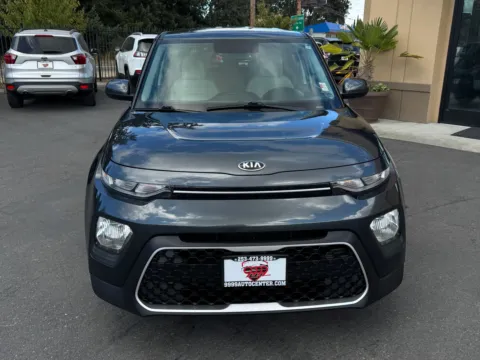 Photos of 2020 Kia Soul LX for sale in Lakewood, WA at 9999 Auto Center