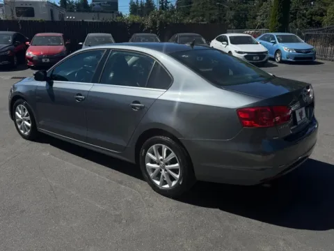 More photos of 2014 Volkswagen Jetta 1.8T SE at 9999 Auto Center, WA