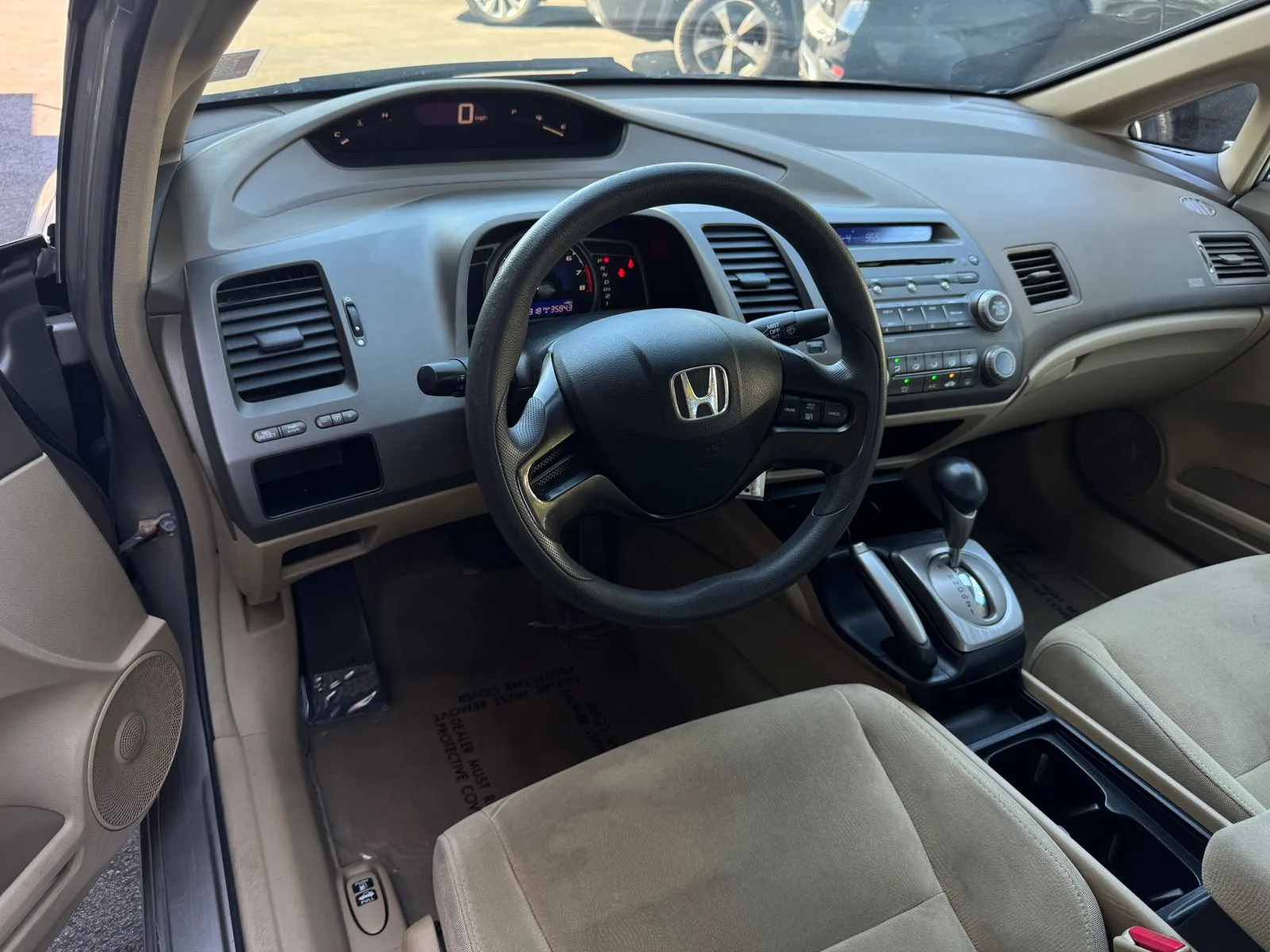 Honda Civic photo 10