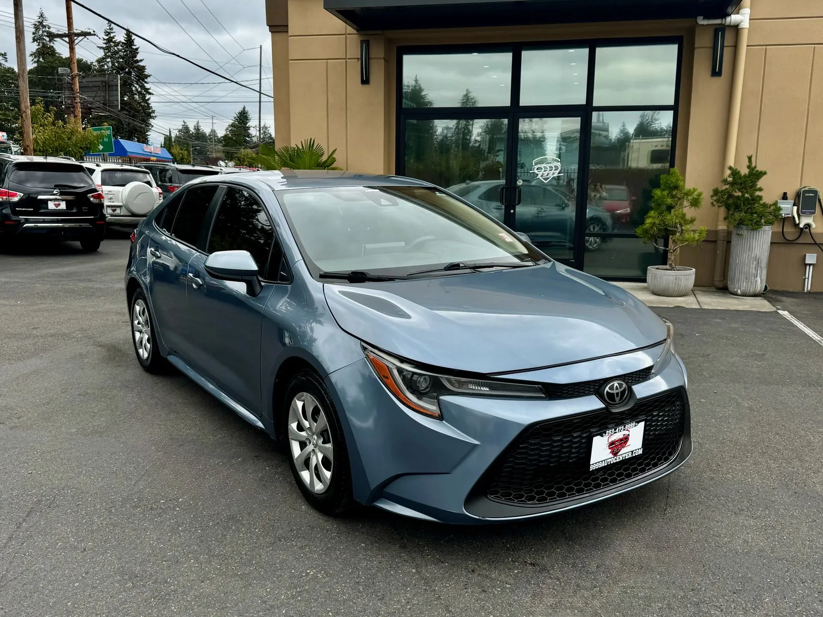 Gray 2020 Toyota Corolla LE for sale in Lakewood, WA
