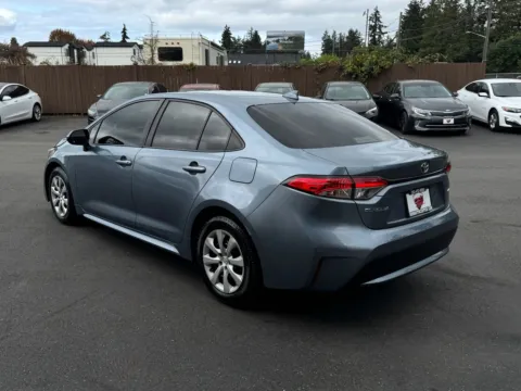 More photos of 2020 Toyota Corolla LE at 9999 Auto Center, WA