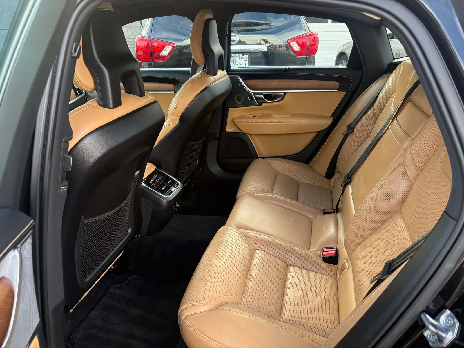 Volvo S90 photo 15