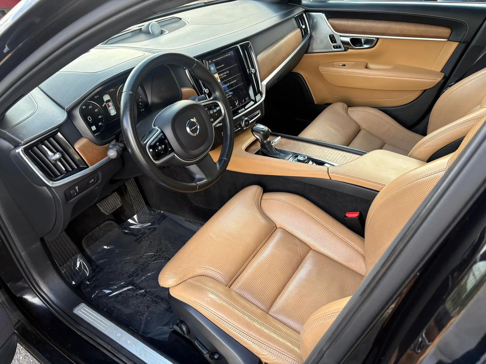 Volvo S90 photo 9