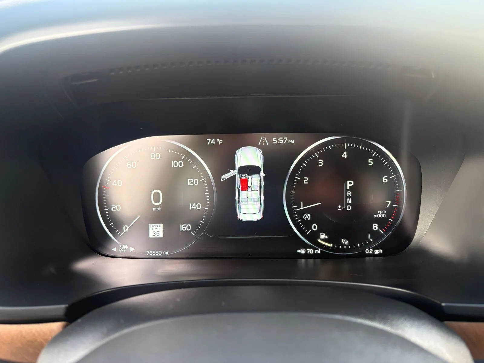 Volvo S90 photo 36