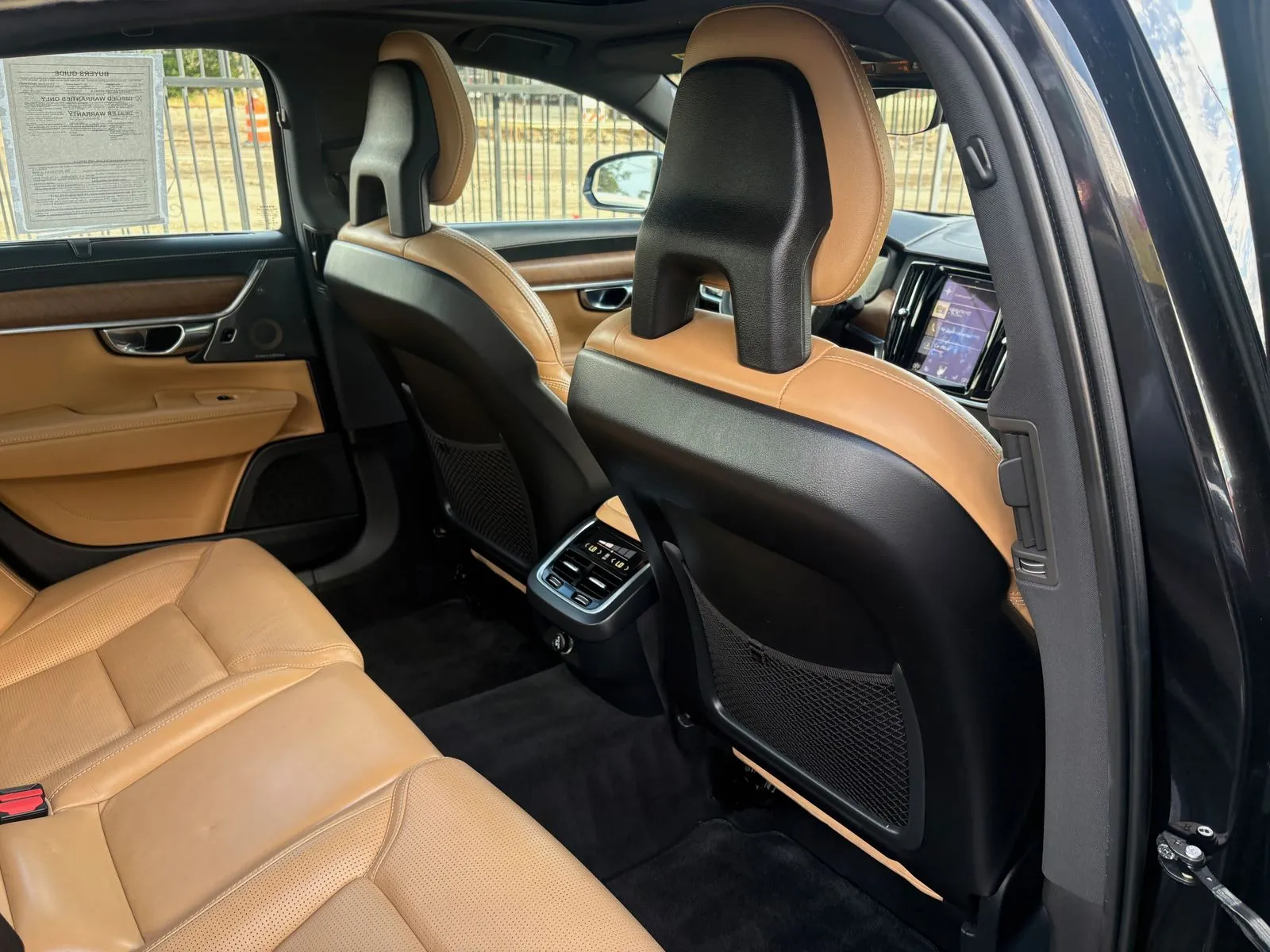 Volvo S90 photo 19