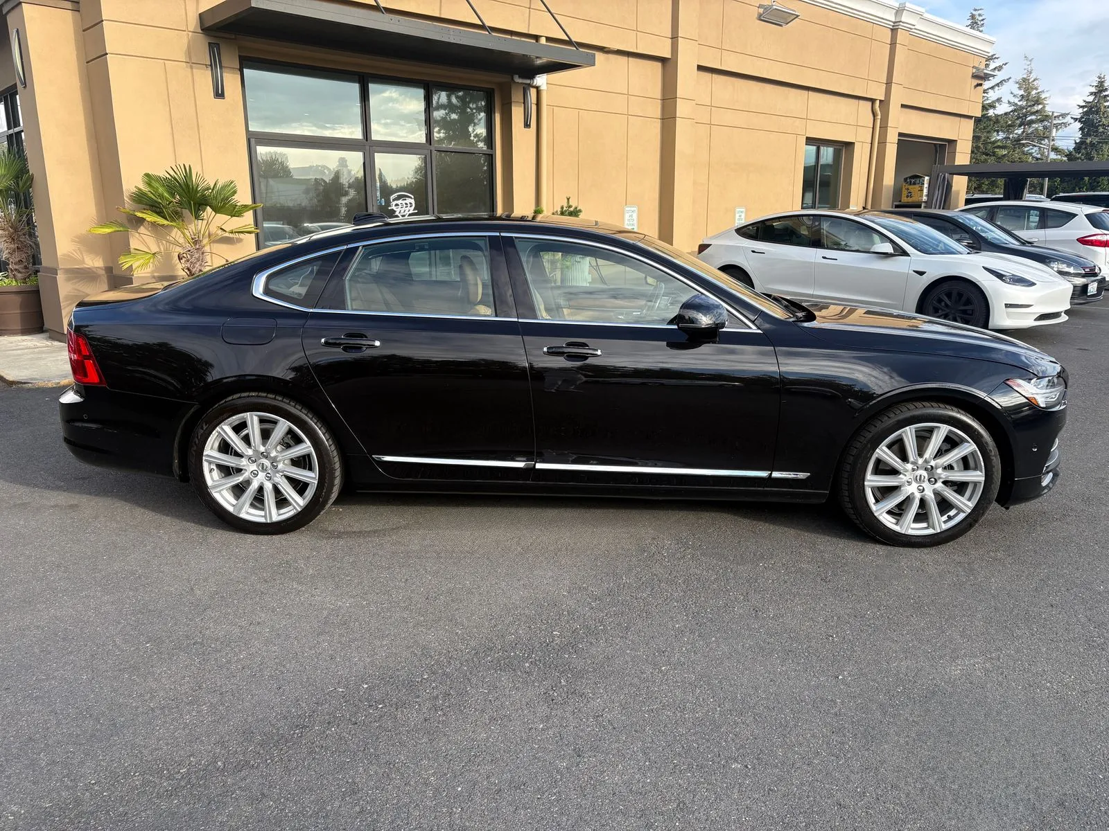 Volvo S90 photo 7