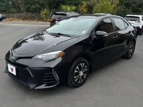 Another view of 2017 Toyota Corolla SE for sale in Lakewood, WA at 9999 Auto Center