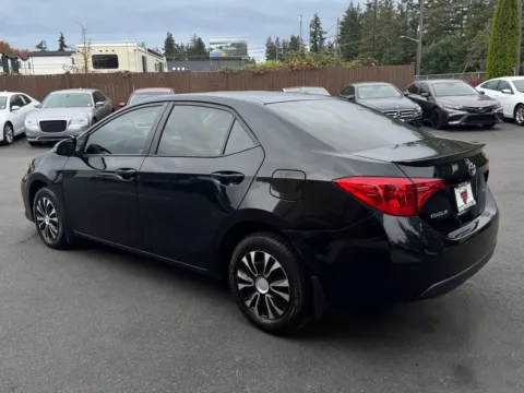 More photos of 2017 Toyota Corolla SE at 9999 Auto Center, WA