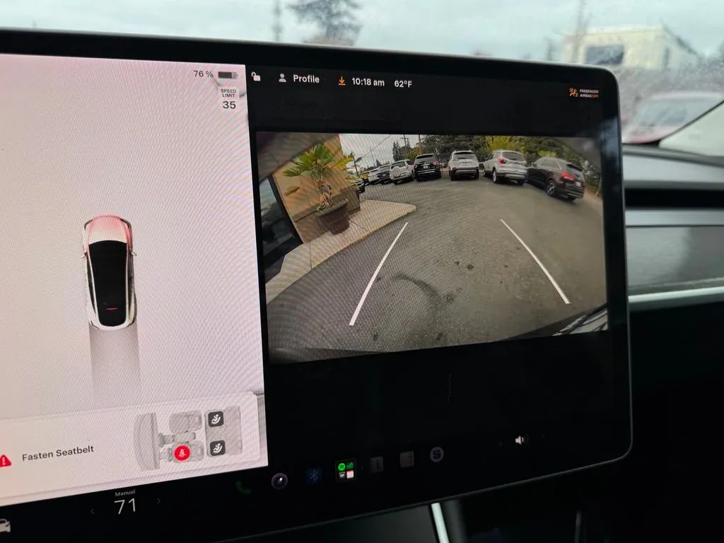 Tesla Model Y photo 27