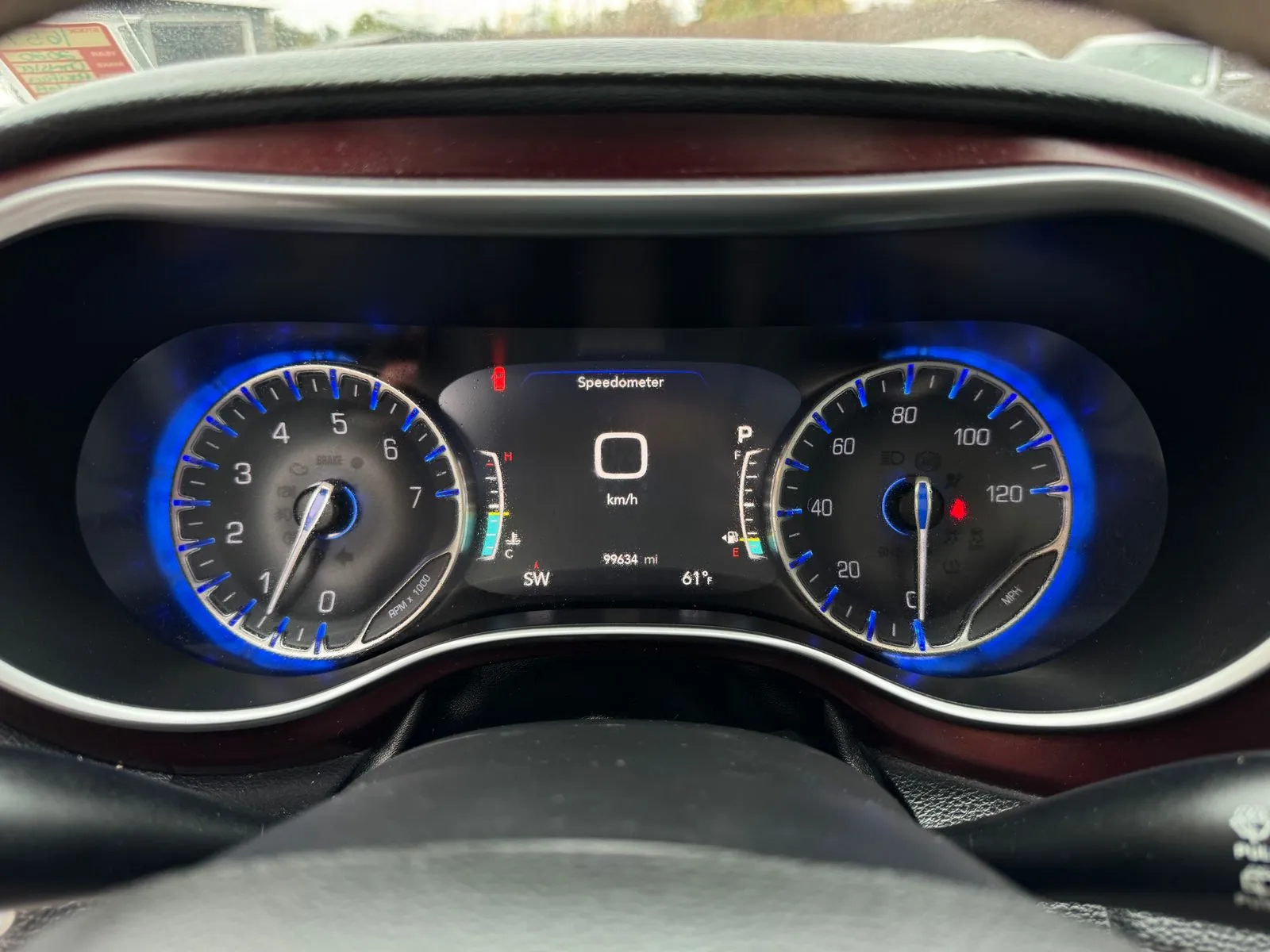 Chrysler Pacifica photo 40