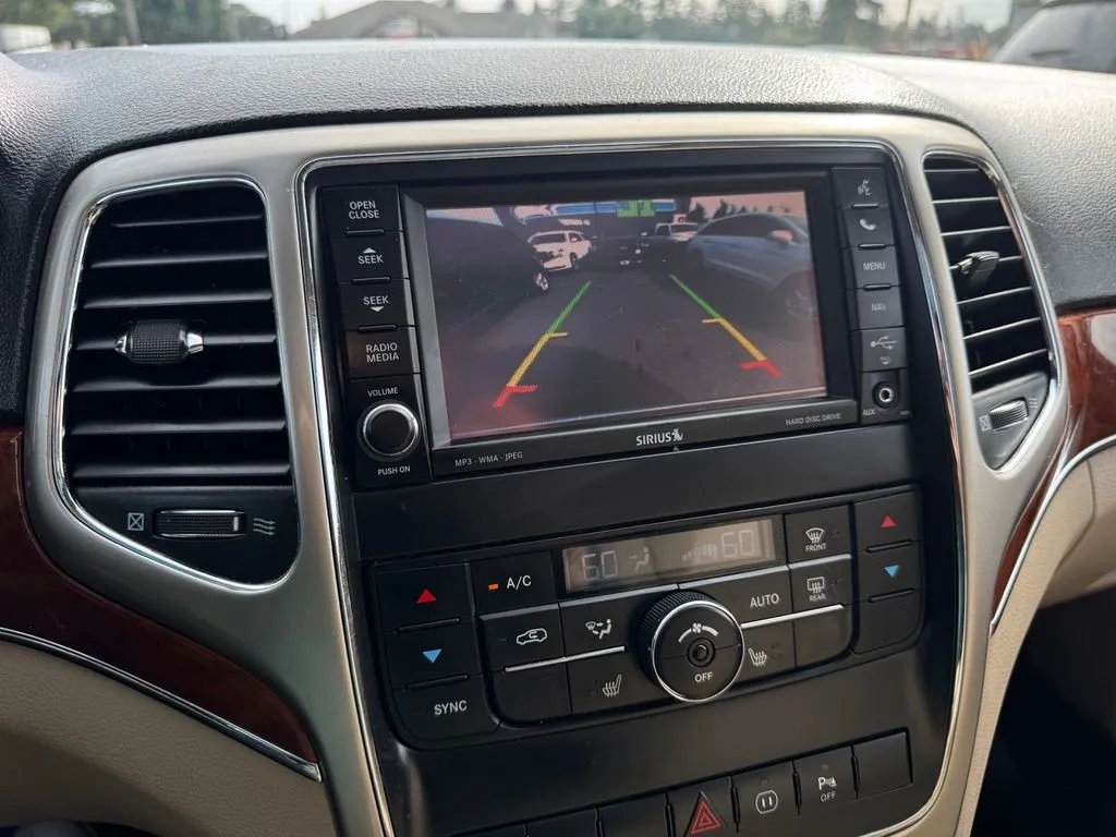 Jeep Grand Cherokee photo 27