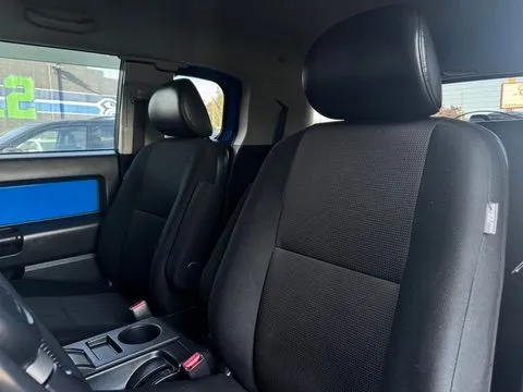 Toyota FJ Cruiser photo 11