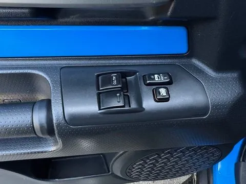 Toyota FJ Cruiser photo 13