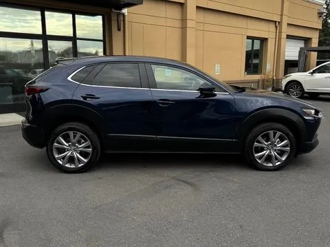 Mazda CX-30 photo 8