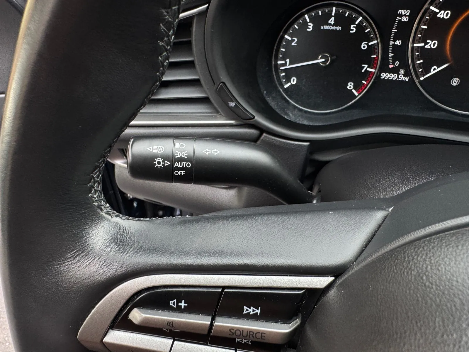 Mazda CX-30 photo 33