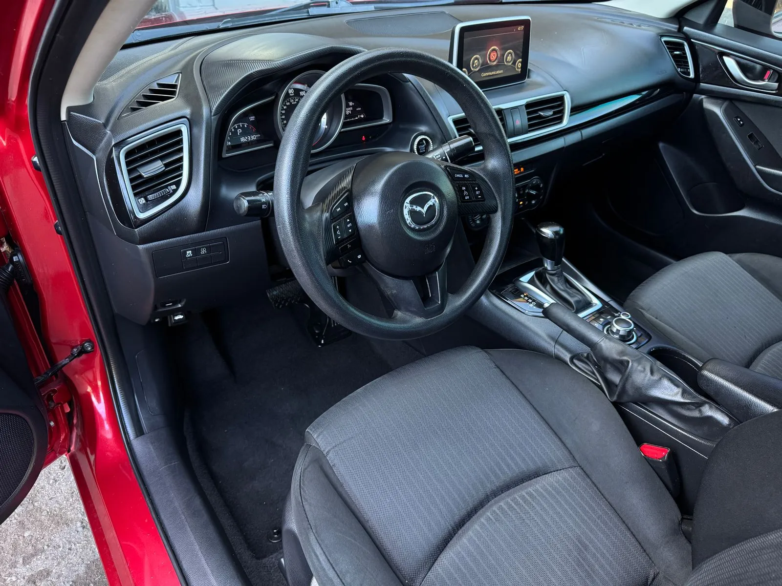 Mazda Mazda3 photo 10